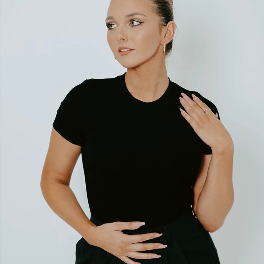 Klassy Network Black T-Shirt Bramisuit
